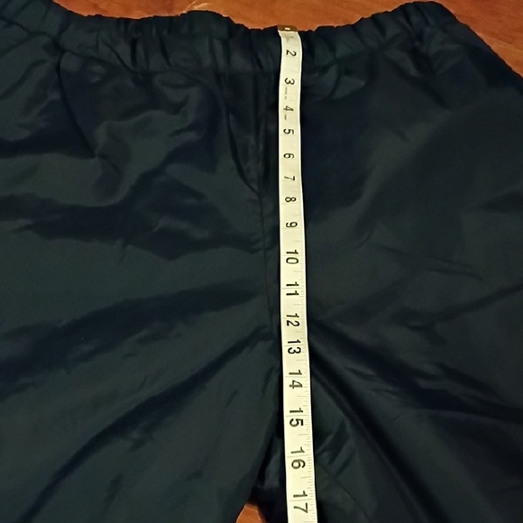 L.L. Bean Vintage Navy Blue Snowpants. Size Large. Nice Long Zippers. - Picture 10 of 11
